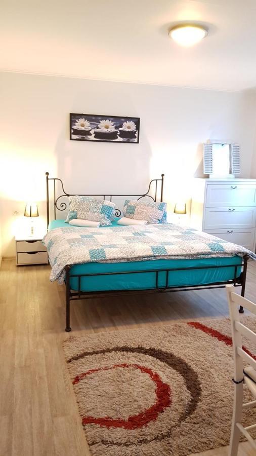 Appartement Dum V Podzamci à Mělník Extérieur photo